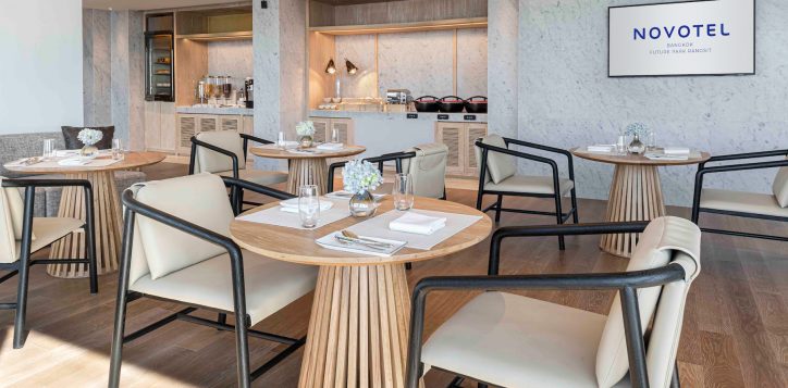 executive-lounge-2