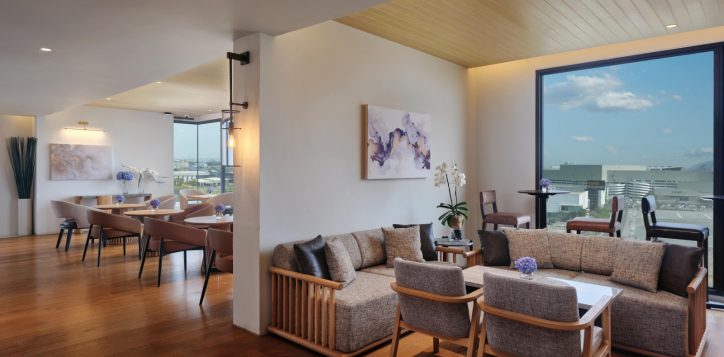 executive-lounge-262-min-2